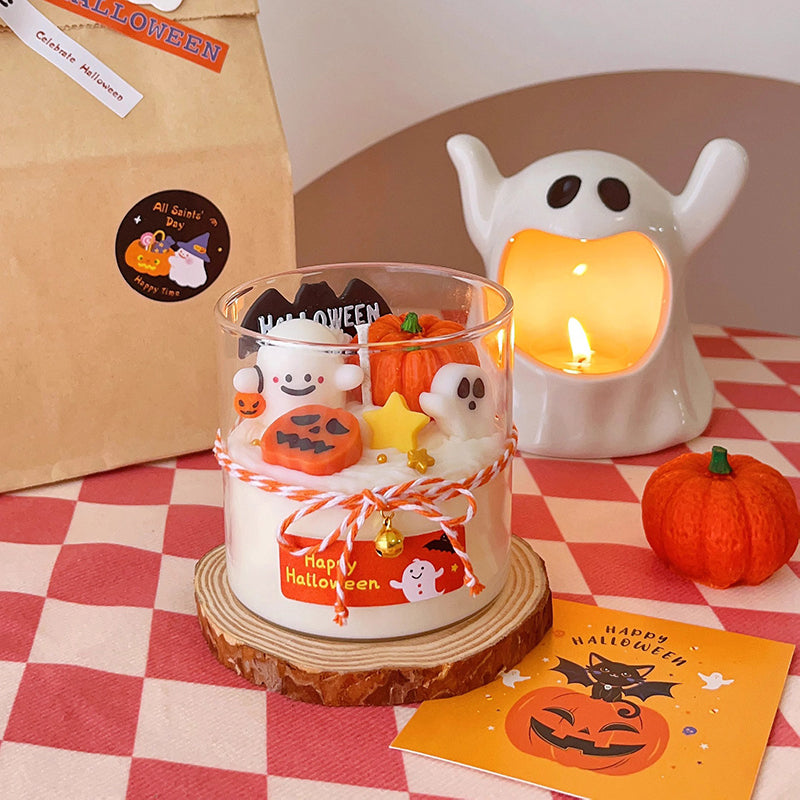 Halloween pumpkin ghost scented candle with a great appearance, cute and perfect as a souvenir gift