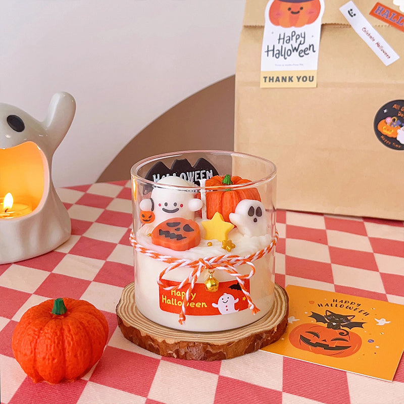 Halloween pumpkin ghost scented candle with a great appearance, cute and perfect as a souvenir gift